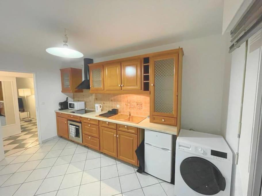 9 Min From Chateau De Vincennes - Paris & Disney Appartement Saint-Maurice  Buitenkant foto